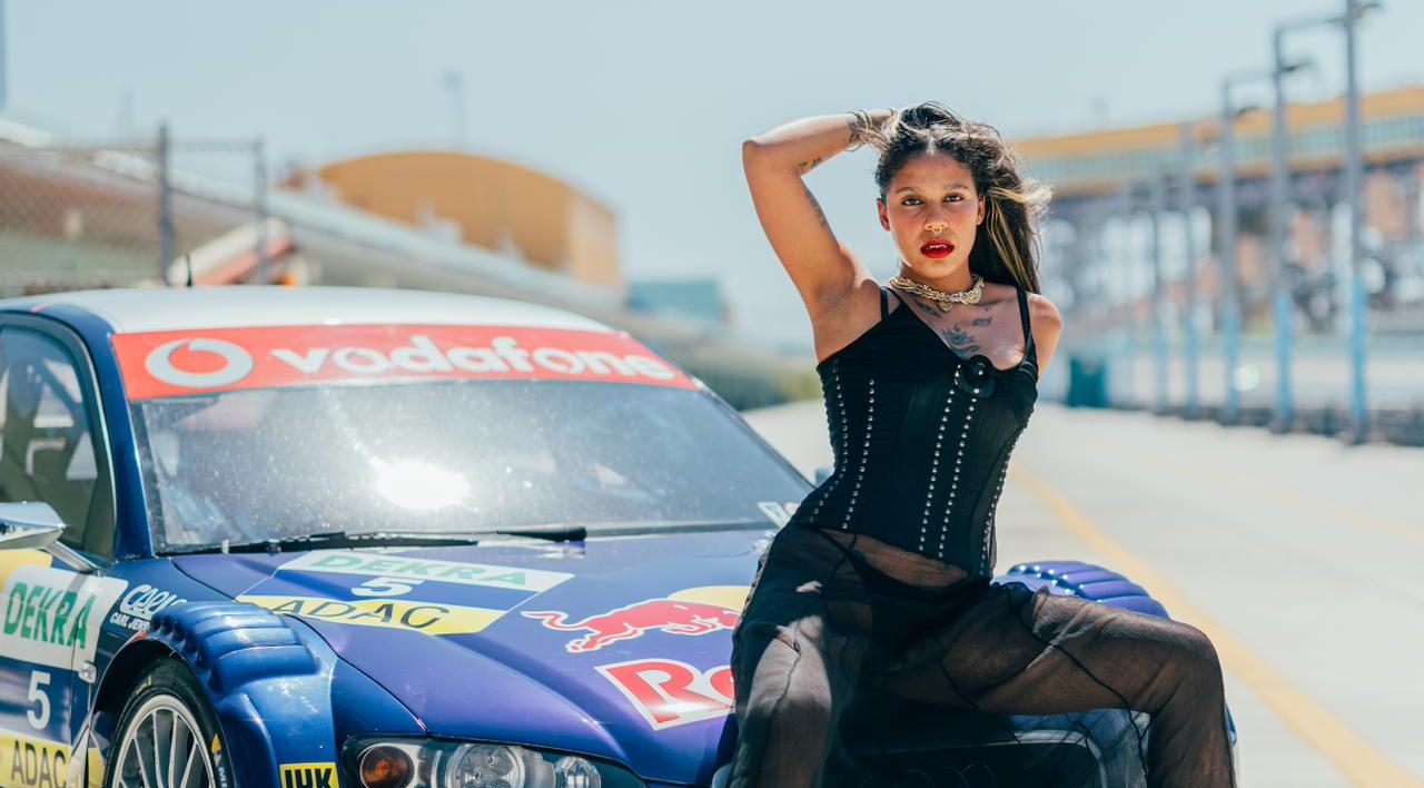 Cantante Tokischa estuvo presente en el torneo N16 Racing Celebrity de la Red Bull