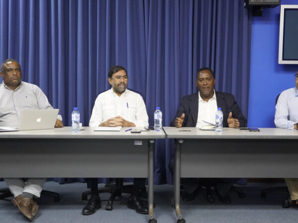 INDRHI recibe regantes del Yaque del Sur; socializan cronograma de intervenciones en la demarcación