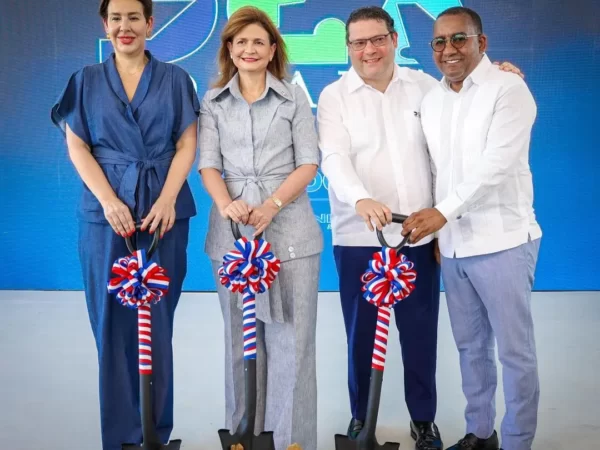 Aduanas da inicio a la ampliaciòn y modernizaciòn de la terminal para "Correos Expreso" en AILA