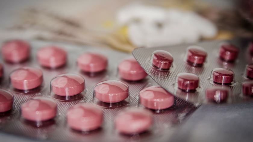 Nuevo medicamento para tratar pacientes con VIH