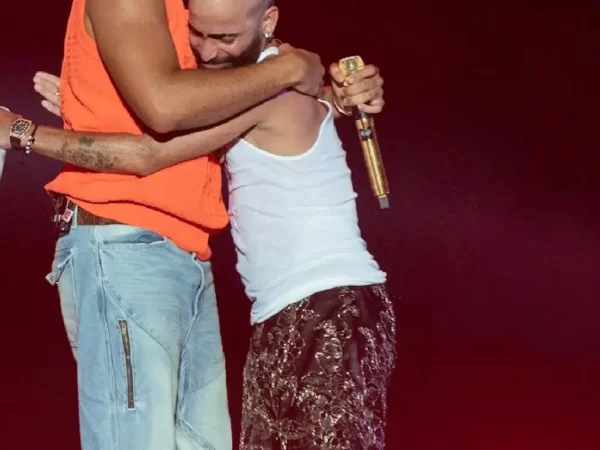 Romeo Santos sorprende en concierto de Arcángel