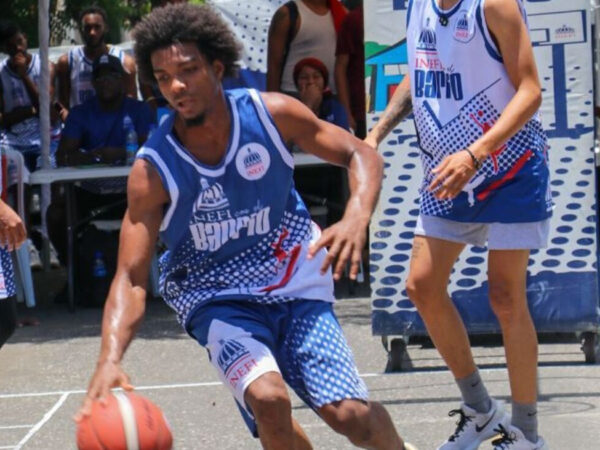 El Instituto Nacional de Educación Física lleva “INEFI con el Barrio” a Puerto Plata