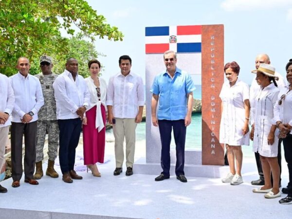 Con un monto de RD $395 millones de pesos Abinader deja iniciados trabajos de recontrucciòn Parque La Caleta