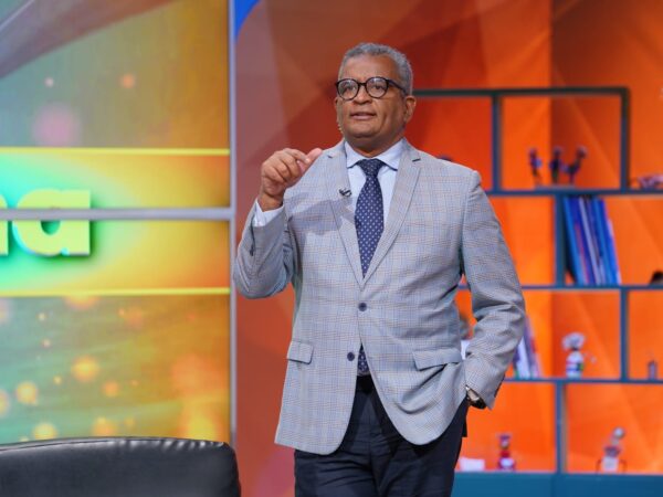 Comunicador denuncia irregularidad en licitaciòn pùblica que realiza la Policìa Nacional