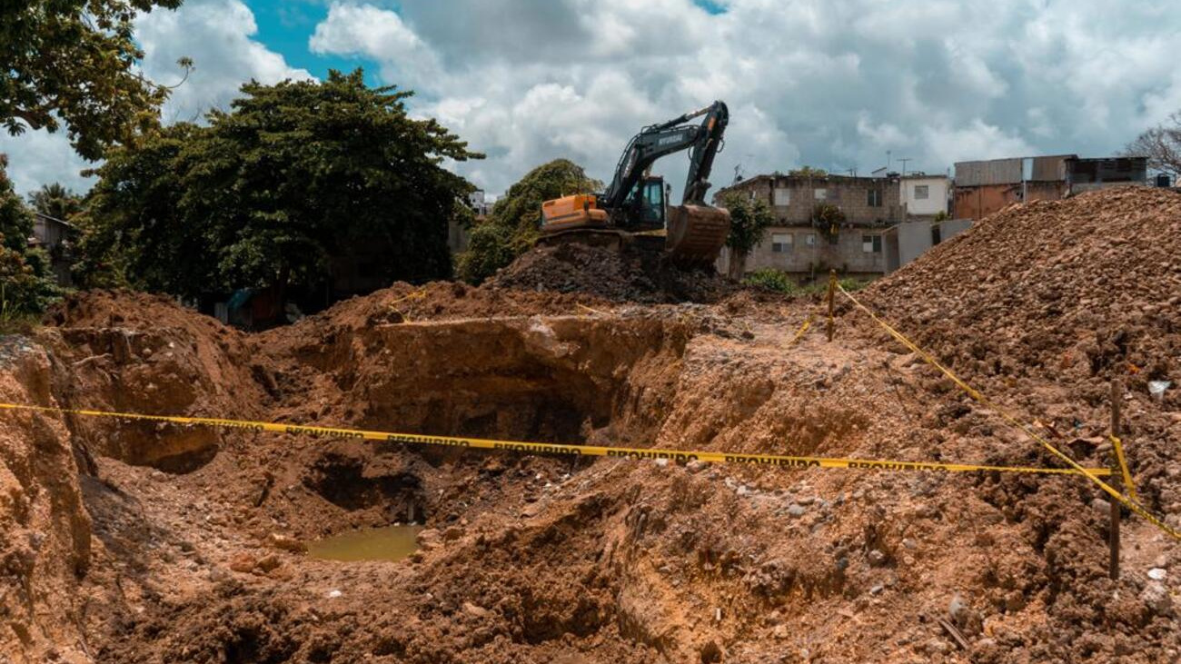 CAASD mantiene trabajos en el sector de Las Ochocientas para el saneamiento definitivo de su cañada