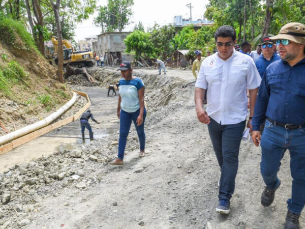CAASD destaca avances en trabajos de remozamiento de las cañadas del Gran Santo Domingo