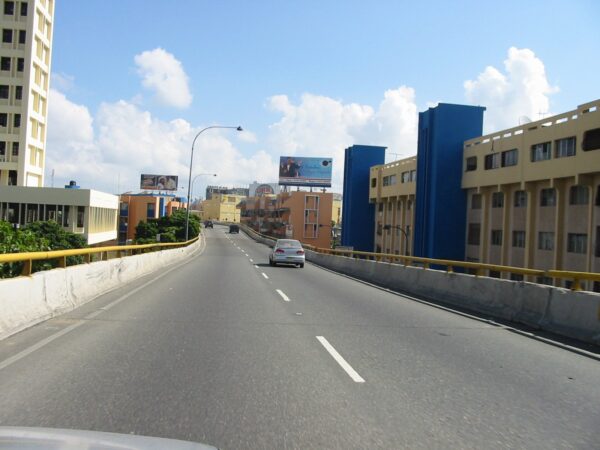 MOPC informa que cerrarà este lunes 42 estructuras de trànsisto vehicular del Gran Santo Domingo
