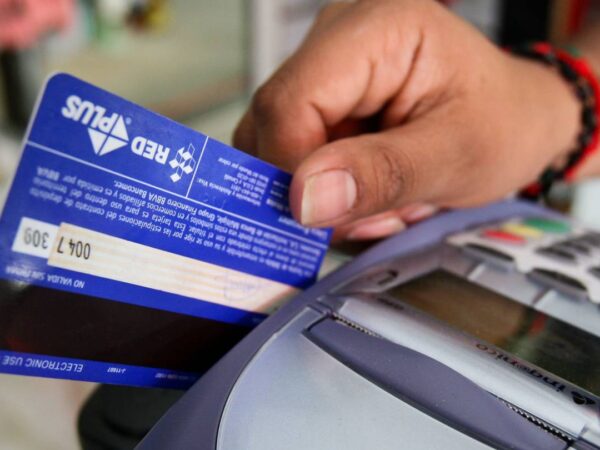 MP pide prisiòn preventiva contra dos clonadores de tarjetas de ayudas social del Gobierno