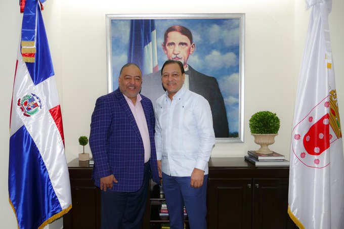 Renuncia asesor de campaña del candidato presidencial del PLD, Abel Martìnez