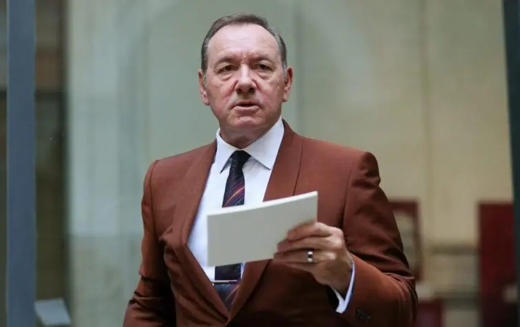 Kevin Spacey afirma que no es “un acosador sexual”