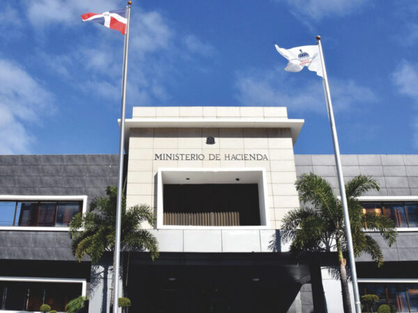 Bonos que coloca el Ministerio de Hacienda en el mercado local atraen a inversionistas extranjeros