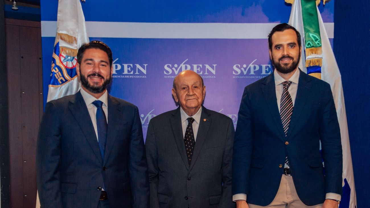 Superintendencia de Pensiones y UNAPEC presentan la primera especialidad en Planes y Fondos de Pensiones