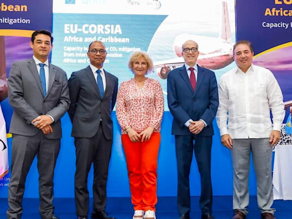 Expertos internacionales sesionan en Santo Domingo con la misión de reducir impacto del CO2 en aviación civil