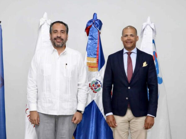Félix Sánchez dice estadio olímpico de Barahona luce impresionante luego de remodelación