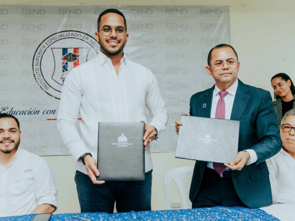 Ministerio de la Juventud firma convenios con universidades de Santiago y SFM para impulsar capacitación en jóvenes