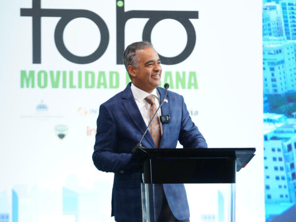 Joel Santos destaca medidas del gobierno para mejorar el trànsito vehicular en el paìs