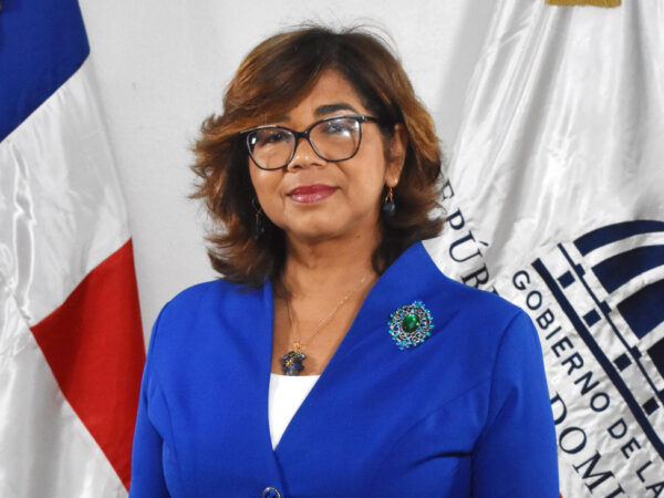 Destacan esfuerzos del Gobierno para asegurar inversión en educación técnico-profesional rinda frutos y eleve la competitividad de la economía