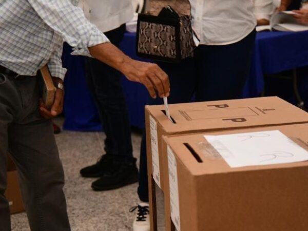 109 mil dominicanos censados para ejercer el voto en pròximo domingo en España