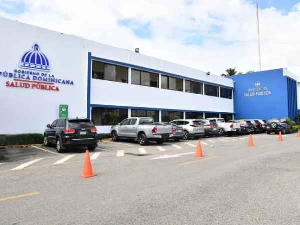 Piden tomar medidas ante la llegada del polvo del Sahara al paìs, este fin de semana