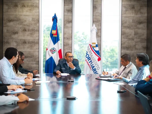 Departamento Aeroportuario activa comitè de emergencia ante posible paso de huracàn Berylde