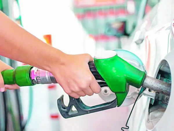 Gobierno dispones bajas en algunos combustibles y otros mantienen el mismo precios