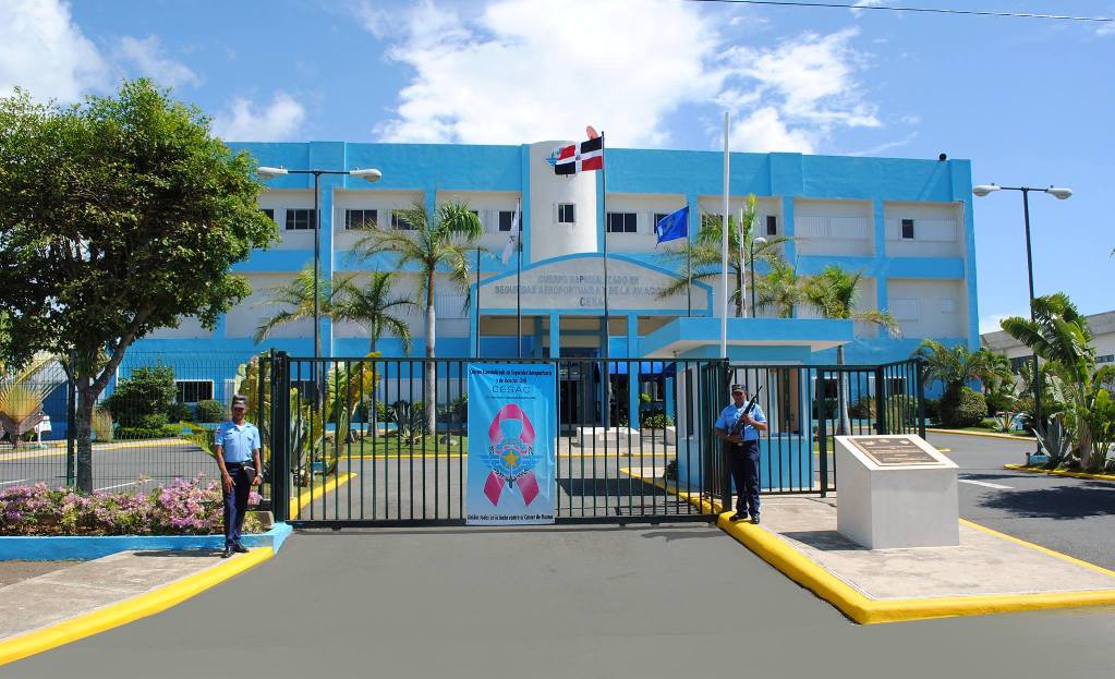 Agente del CESAC protagoniza incidente con pasajero en el AILA