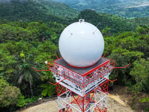 IDAC deja en funcionamiento Radar Doppler Meteorològico en Loma Isabel de Torres, Puerto Plata