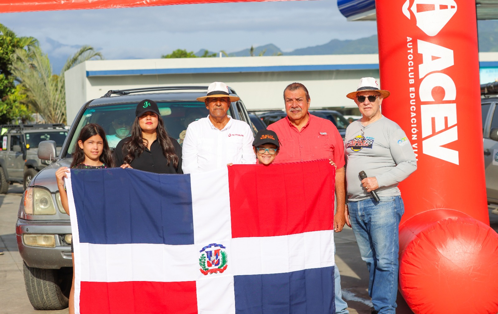 Con entusiasmo fue celebrado el tradicional Rally 14 de junio, que alude a la històrica gesta