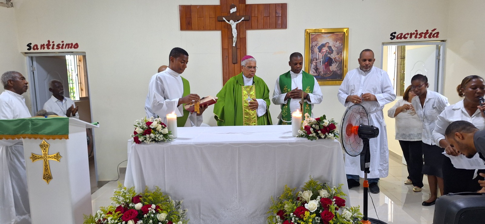 Monseñor Francisco Ozoria Acosta se reùne con autoridades eclesiàsticas