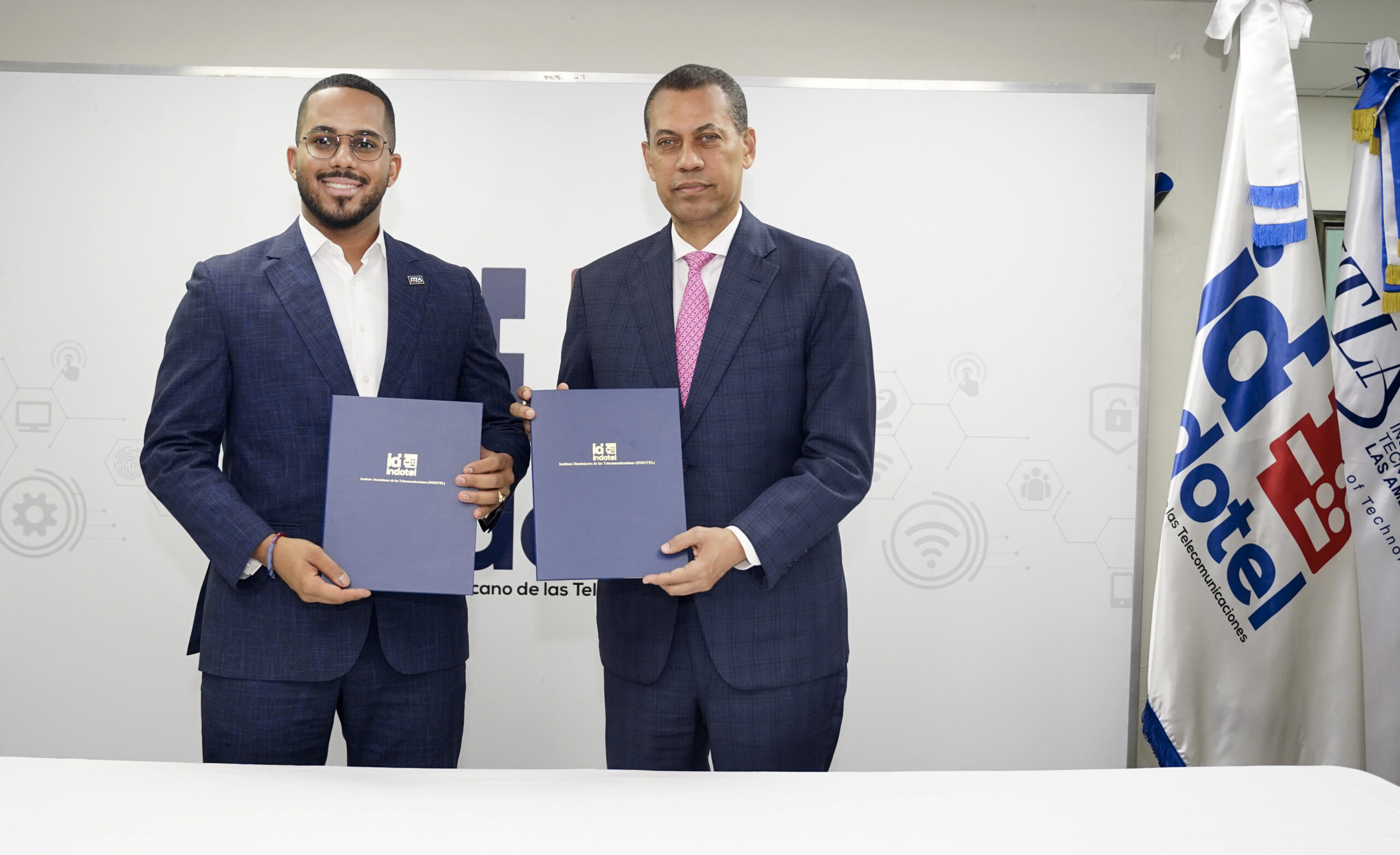 INDOTEL y el Instituto Tecnològico de Las Amèricas ITLA suscriben convenio de cooperaciòn