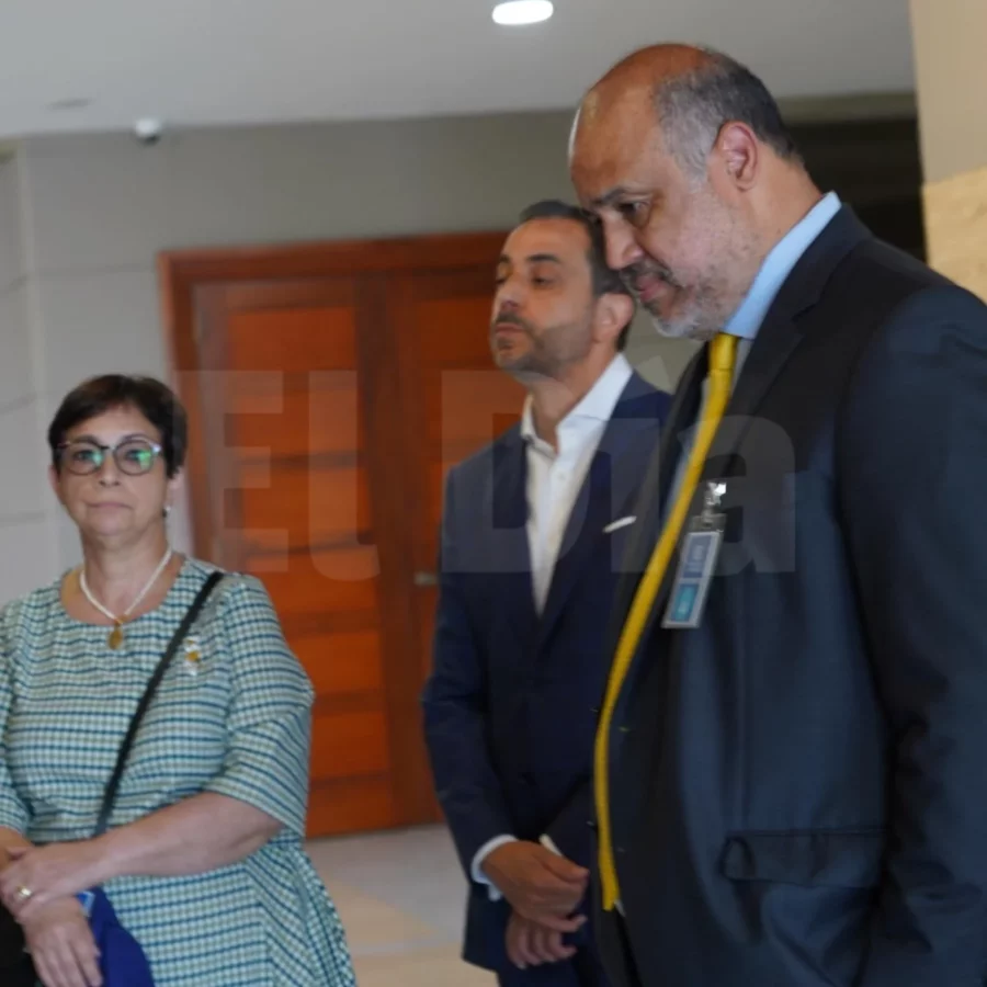 Ingresan hermana de Antonio Espaillat en centro mèdico tras ser detenida anoche