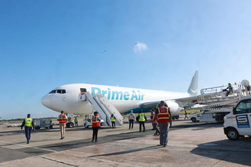 Arriba a Repùblica Dominicana primer aviòn de Amazon Air Cargo