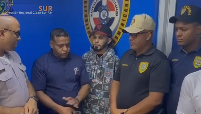 Se entrega hombre acusado de intento de homicidio en Villa Liberaciòn, en Bonao