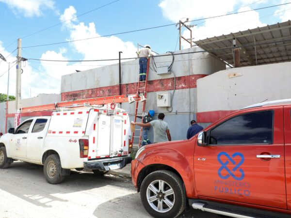 Edeeste le mete mano a las conexiones ilegales en Boca Chica