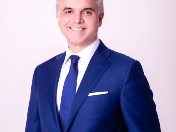 Ministro de Educaciòn destaca importancia de fortalecer el aprendizajes esencial de lectura y escrituras