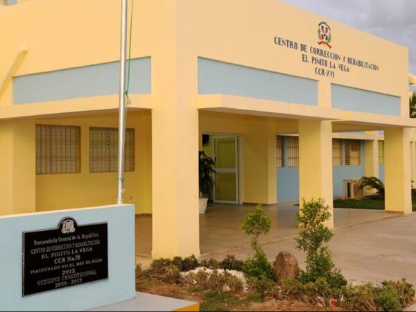 Investigan fallecimiento de recluso en carcel de La Vega