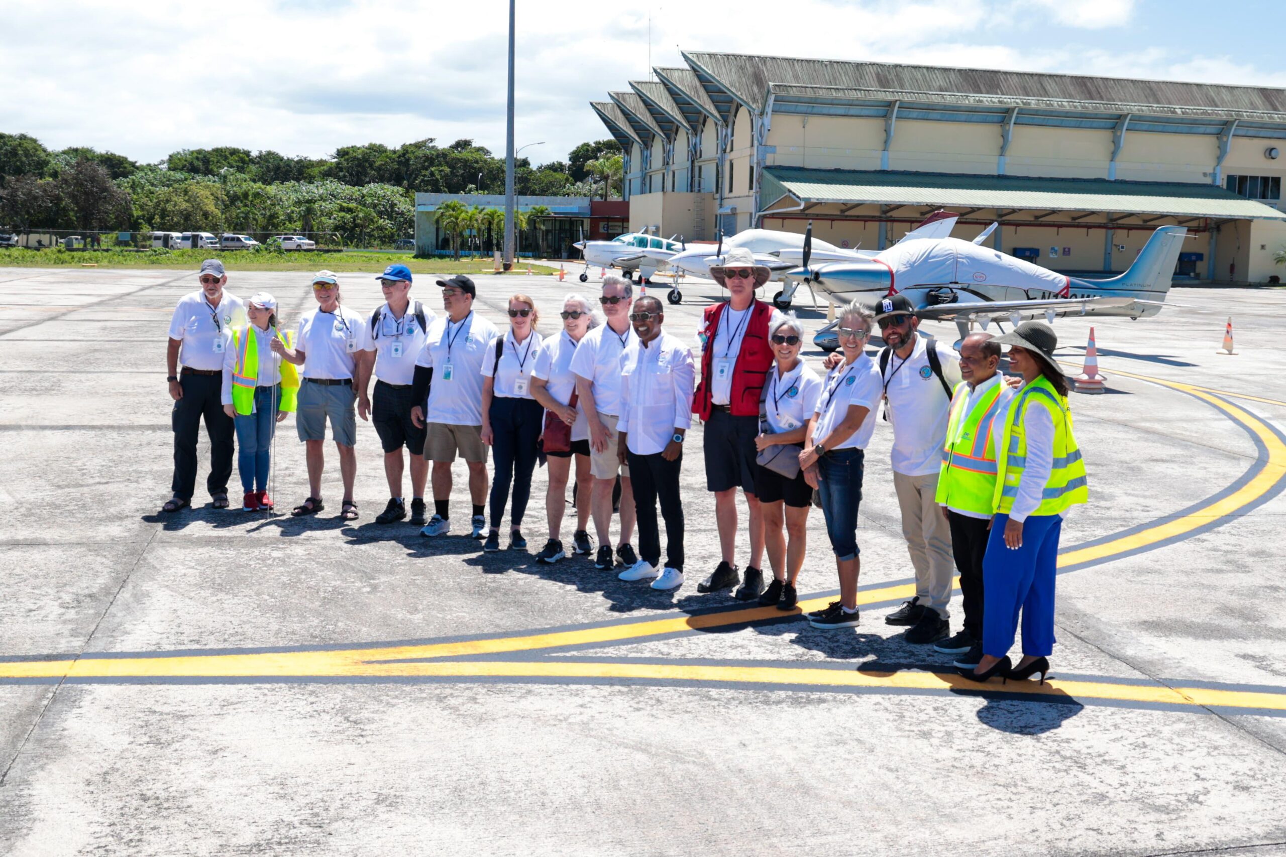 Aeropuerto El Catey recibe11 aeronaves como parte de la celebración del Fly In Caribbean AIr Rally