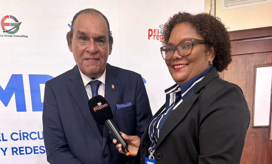 Miguel Franjul llama a fortalecer ética en ejercicio del periodismo ante IA