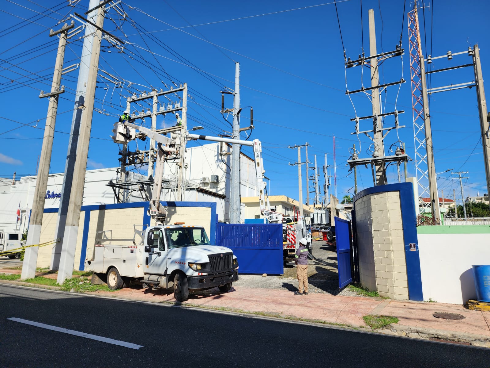 Edeeste anuncia interrupciones del servicio eléctrico para este sábado en subestación César Nícolas Penson y otros circuitos