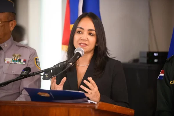 Faride entiende que los esfuerzos del gobierno no han sido suficientes en el control de los feminicidios