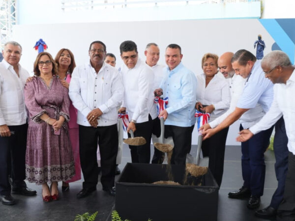 SNS inicia remozamiento de Emergencia y Edificio Pediátrico del Hospital Darío Contreras