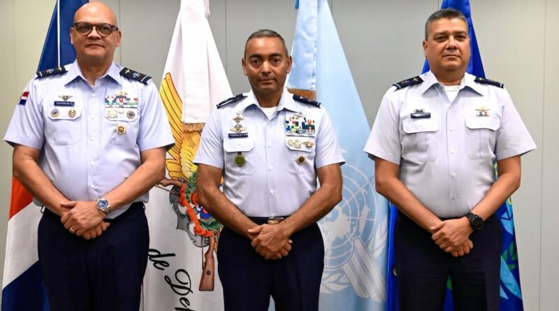 CESAC realiza ceremonia de traspaso de mando