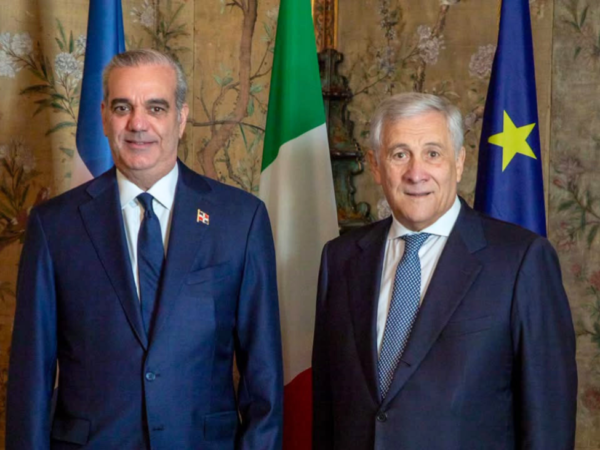 Presidente Luis Abinader y viceprimer ministro y ministro de Asuntos Exteriores de Italia, Antonio Tajani, acuerdan fortalecer la cooperación económica, las inversiones y la seguridad entre República Dominicana e Italia